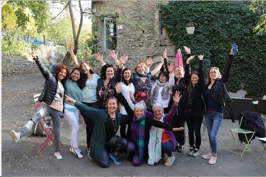 Copines E et BE image allégée.jpg