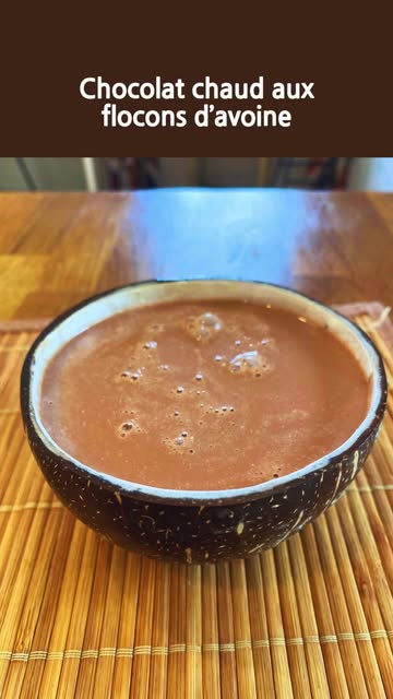 Porridge au chocolat chaud maison — recette de Myla Adamsha