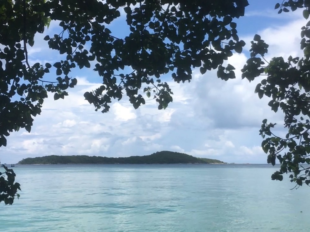 La mer et les îles vues de la maison de Myla en Thaïlande